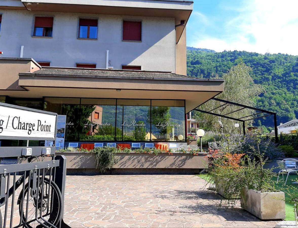 Hotel La Ruota à Morbegno Extérieur photo