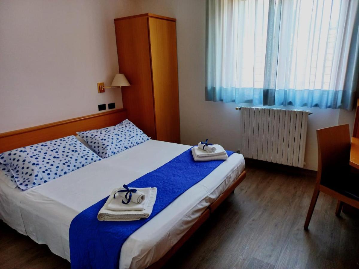Hotel La Ruota à Morbegno Extérieur photo